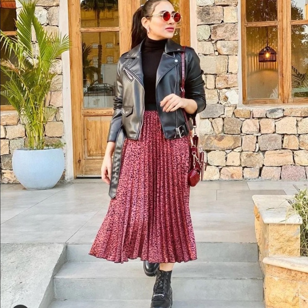 Zara pleated skirt